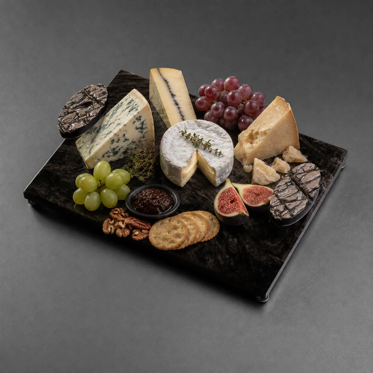 Cheesboard with limited obsidian