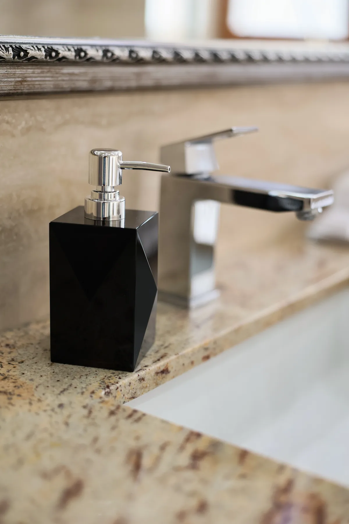 Soap Dispenser Pyramid Shape